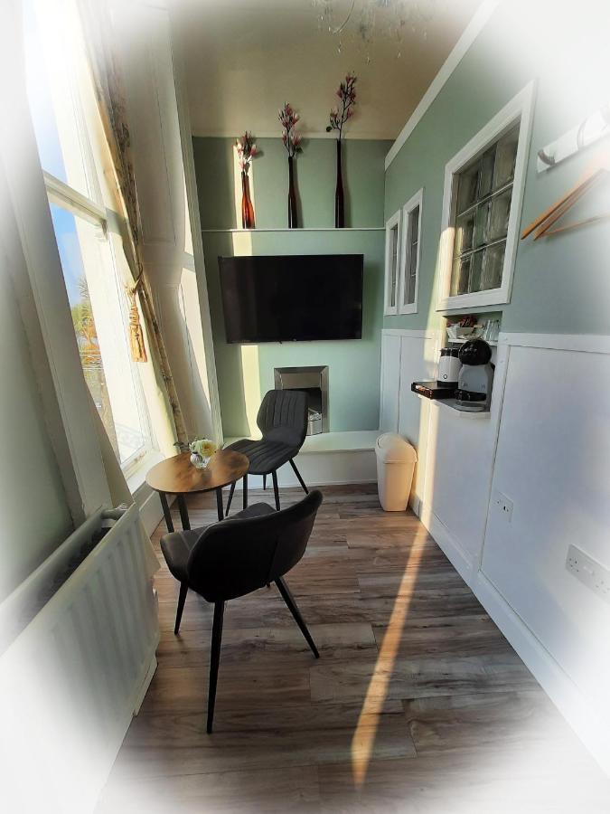 Highlander House Boutique Hotel Rothesay Buitenkant foto