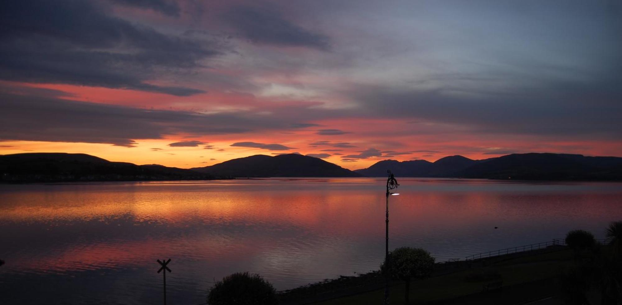 Highlander House Boutique Hotel Rothesay Buitenkant foto