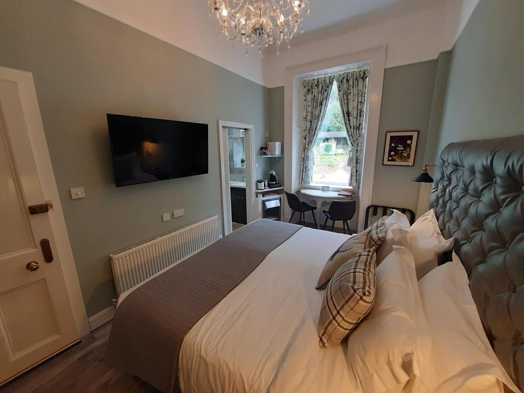 Highlander House Boutique Hotel Rothesay Buitenkant foto